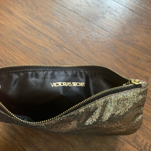Victoria Secret glitter gold pochette clutch xmas - Picture 6 of 8
